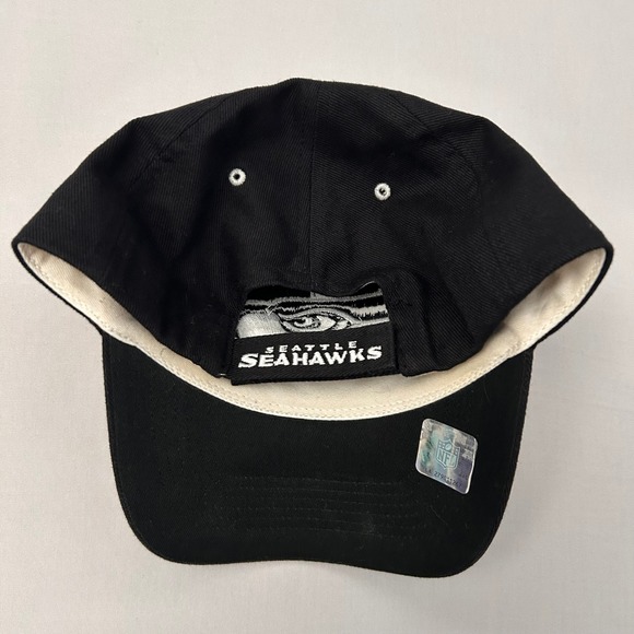 Seattle Seahawks 47 Brand Black NFL Adjustable Strapback Baseball Cap One Size - Picture 2 of 4